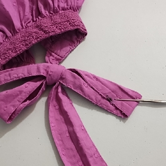 Free People Raspberry Boho Cotton Crochet Ruffled Dobby embroidered Blouse Top - Picture 10 of 13